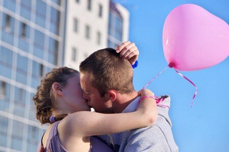У Віцебску прайшоў Дзень пацалункаў. Фота Сержука Серабро У Віцебску прайшоў Дзень пацалункаў. Фота Сержука Серабро