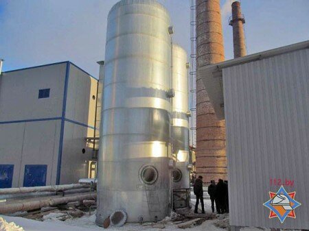 В Витебске при монтаже миниТЭЦ сильно обгорел рабочий. Фото МЧС В Витебске при монтаже миниТЭЦ сильно обгорел рабочий. Фото МЧС