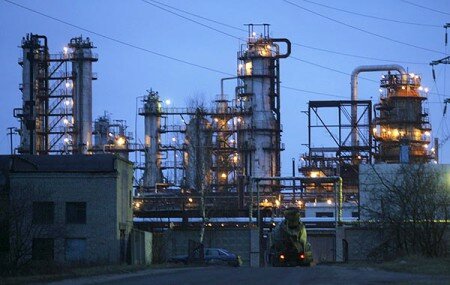 НПЗ «Нафтан» продают россиянам? Фото photo.bymedia.net