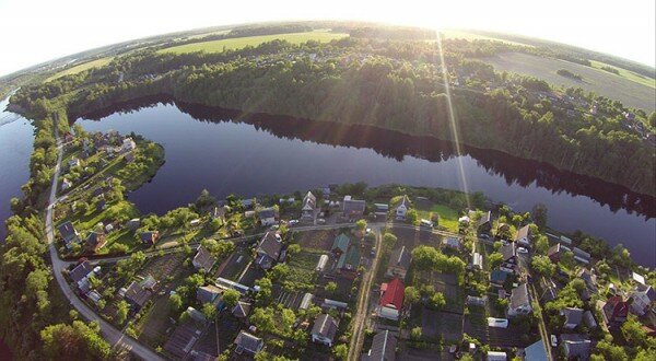 Садовое товариществорядом с деревней Лущиха, которая попадает в зону затопления і подтоплени Витебской ГЭС. Фото Павла Клименка