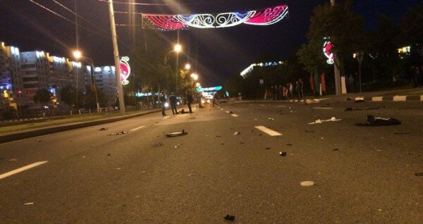 Место ДТП на Московском проспекте в Витебске, где мотоциклист на YAMAHA YZF-R1 сбил семейную пару. Фото СК