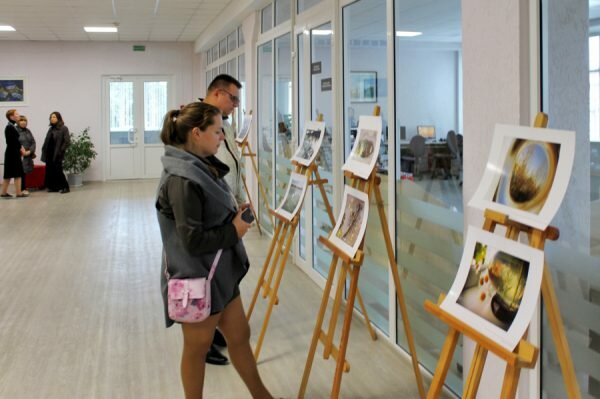 В Витебске открылась фотовыставка Ирины Денисовой. Фото Юрия Шепелева