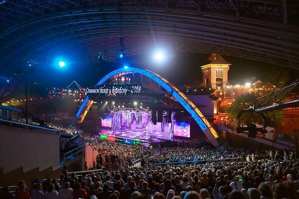 Гала-концерт закрытия XXVII Международного фестиваля искусств «Славянский базар в Витебске». Фото Сергея Серебро