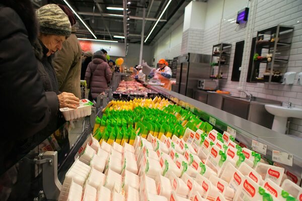 Гипермаркет «Гиппо» открылся в Витебске в канун Рождества. Фото Сергея Серебро