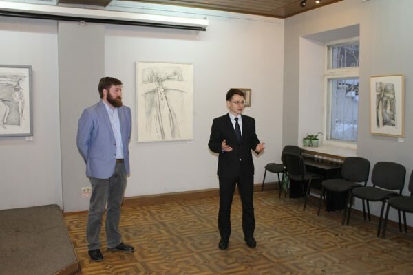 Волшебный Витебск на картинах Андрея Духовникова. Фото Юрия Шепелева