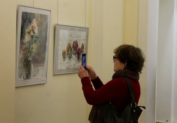 Выставка полупрозрачной акварели Светланы Врублевской «Aquatoria.2019» открылась в Витебске. Фото Юрия Шепелева