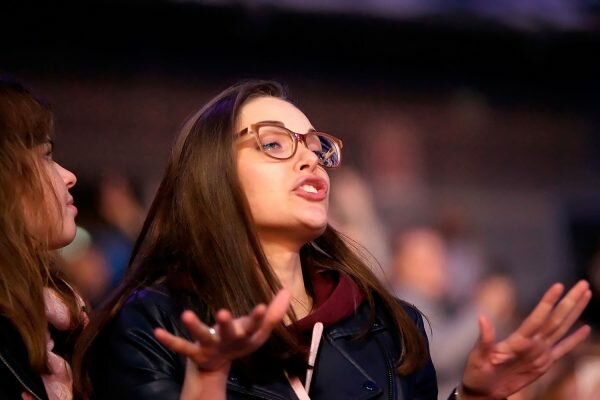 На «Славянском базаре» состоялся концерт «Europa plus TV. Hit non stop в Витебске», который прошел с переполненным залом. Фото Сергея Серебро