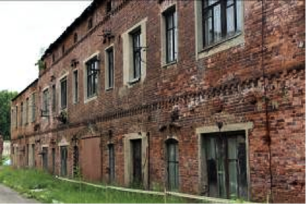 Более полумиллиона рублей потратят на снос старинного здания цеха в Барани