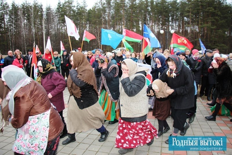 Театрализованное представление в мемориальном комплексе «Шуневка» Докшицкого района. Фото dokshitsy.by